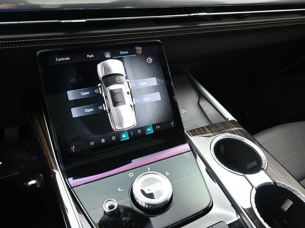 Used 2025 Cadillac Escalade Premium Luxury w/ Touring Package image 21