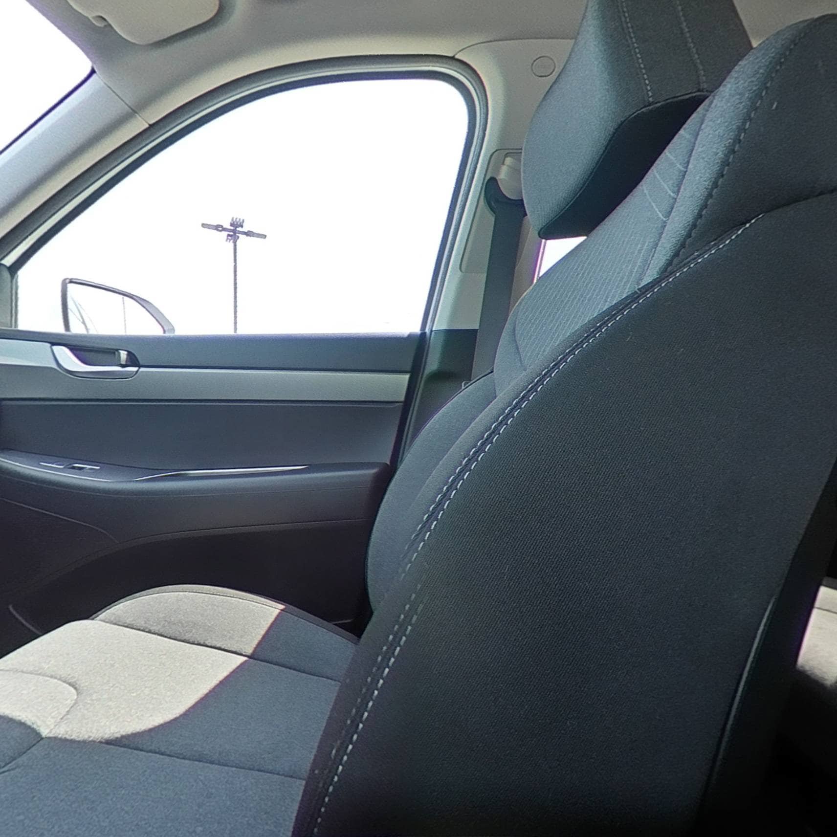 Used 2025 Hyundai Palisade SE FWD image 32