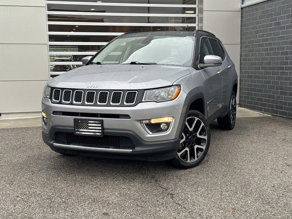 Used 2018 Jeep Compass Limited w/ Navigation Group