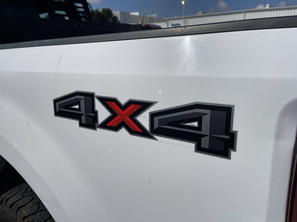Used 2022 Ford F250 XL w/ Power Equipment Group AWD/4WD image 6