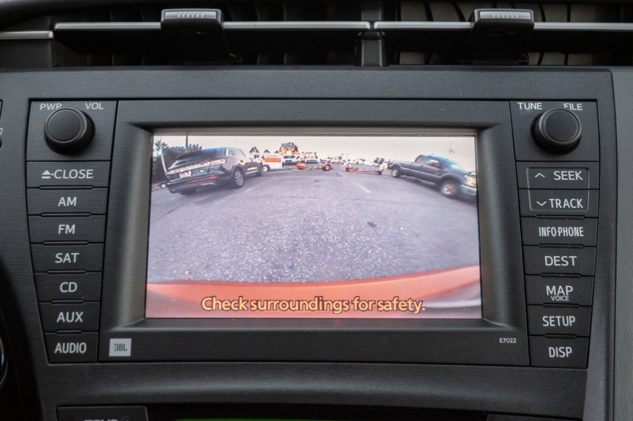 Used 2011 Toyota Prius Three image 3