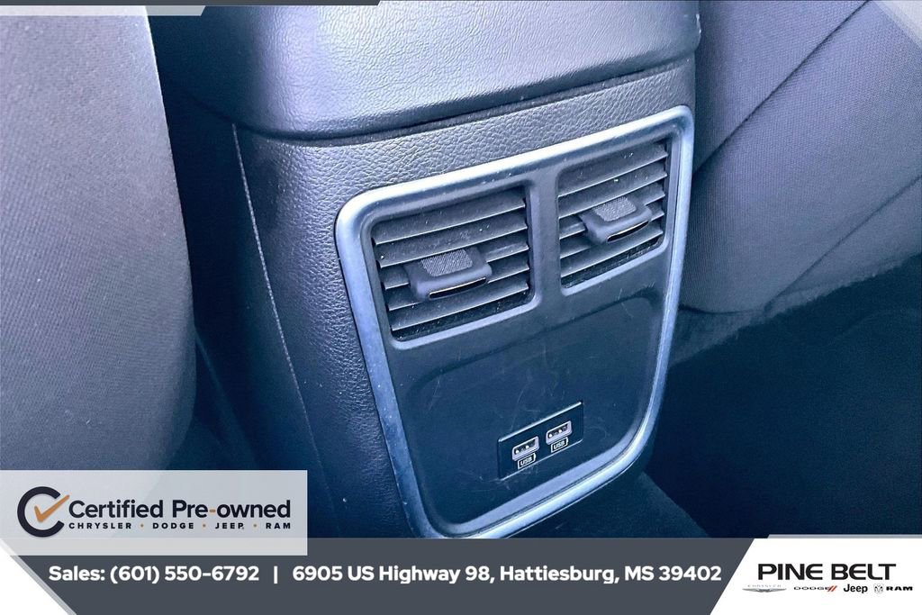 Certified 2022 Dodge Charger SXT image 24