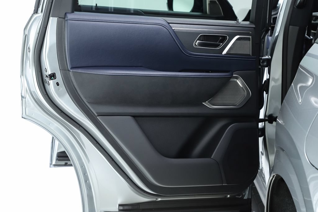 New 2026 INFINITI QX80 4WD w/ Sport Exterior Package image 58