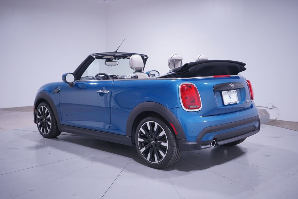 Used 2022 MINI Cooper Convertible w/ Driver Assistance Package FWD image 7