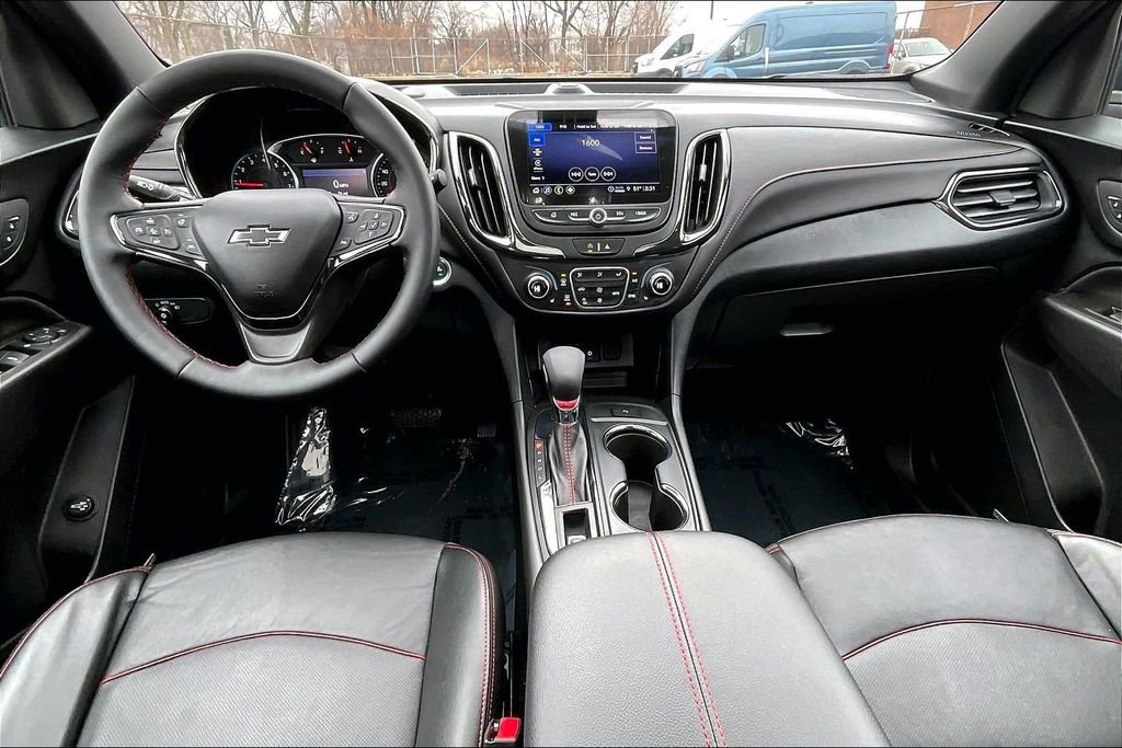 Used 2023 Chevrolet Equinox RS w/ RS Leather Package image 14