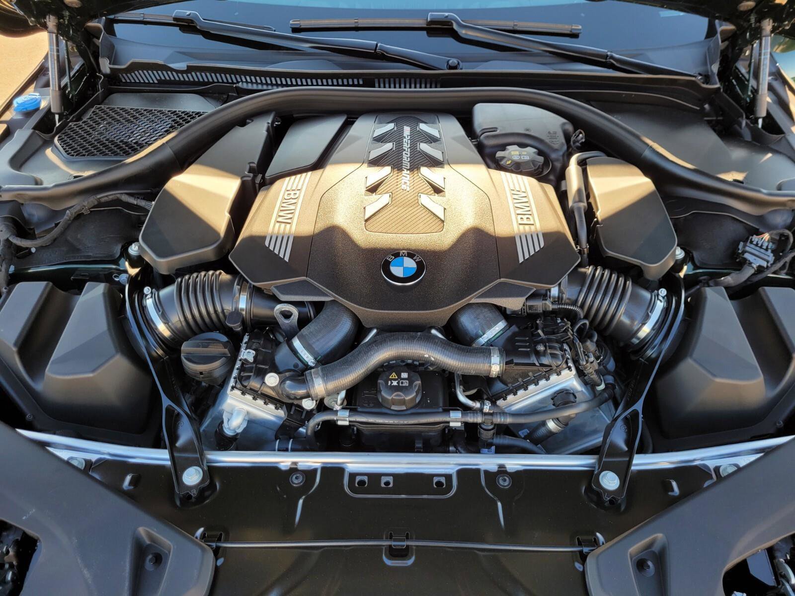 New 2026 BMW M850i xDrive w/ M Carbon Exterior Package image 10