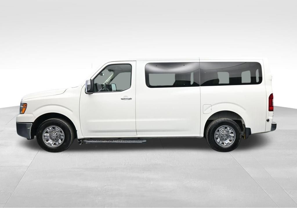 Used 2016 Nissan NV 3500 SL RWD image 2