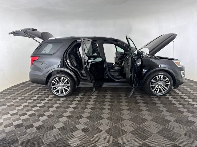 Used 2017 Ford Explorer Platinum AWD/4WD image 15