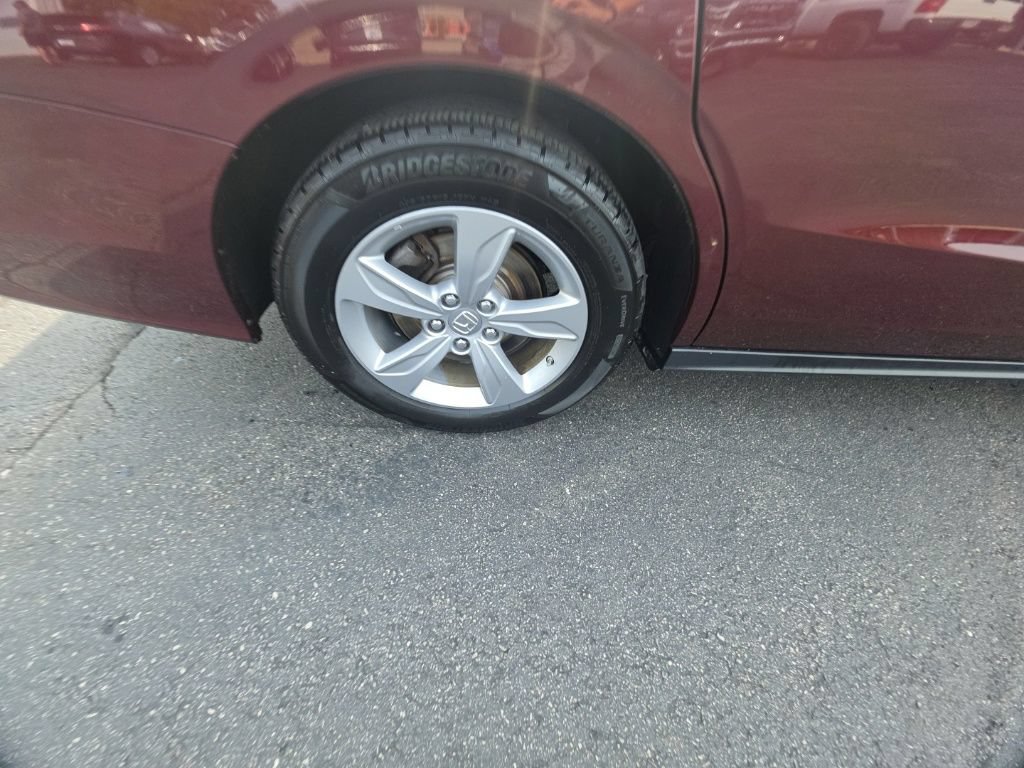 Used 2019 Honda Odyssey EX image 9