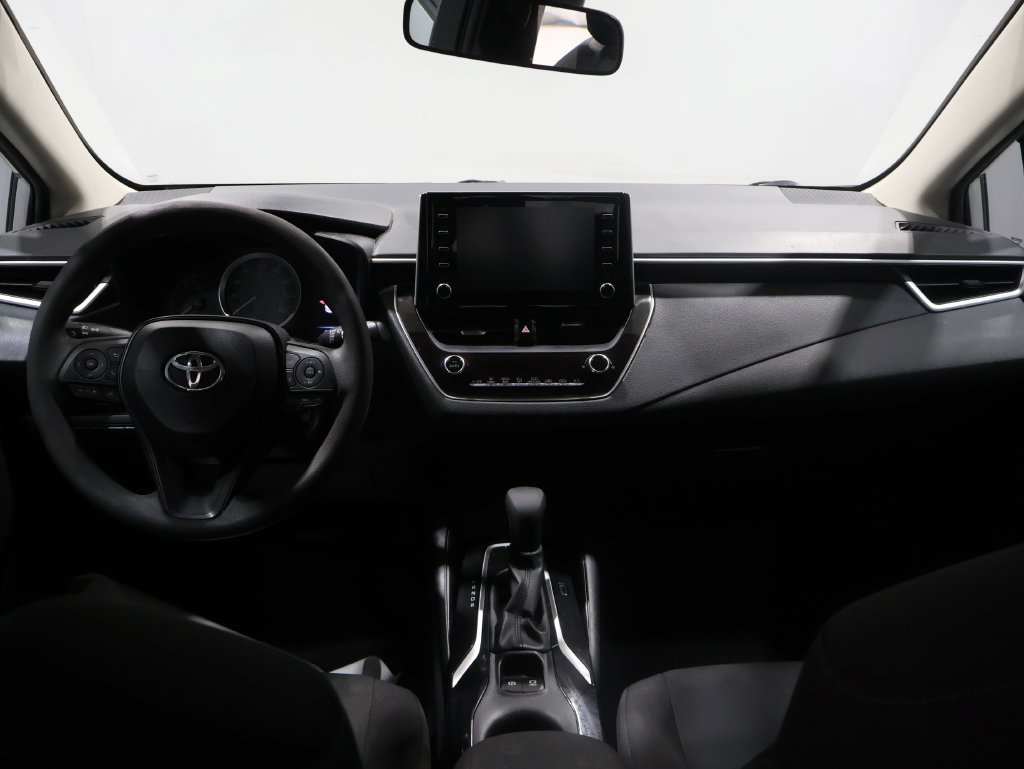 Used 2020 Toyota Corolla LE FWD image 13