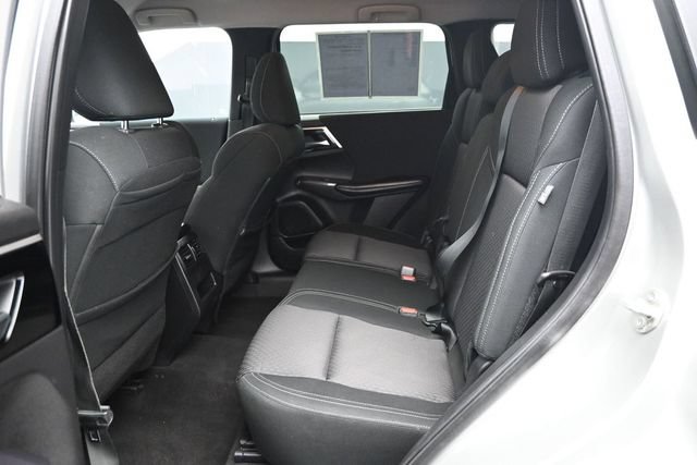 Used 2022 Mitsubishi Outlander ES FWD image 7