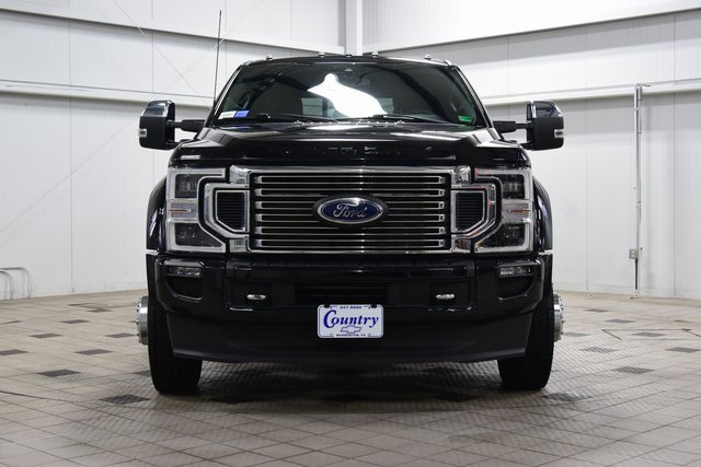 Used 2022 Ford F450 Platinum w/ FX4 Off-Road Package image 2