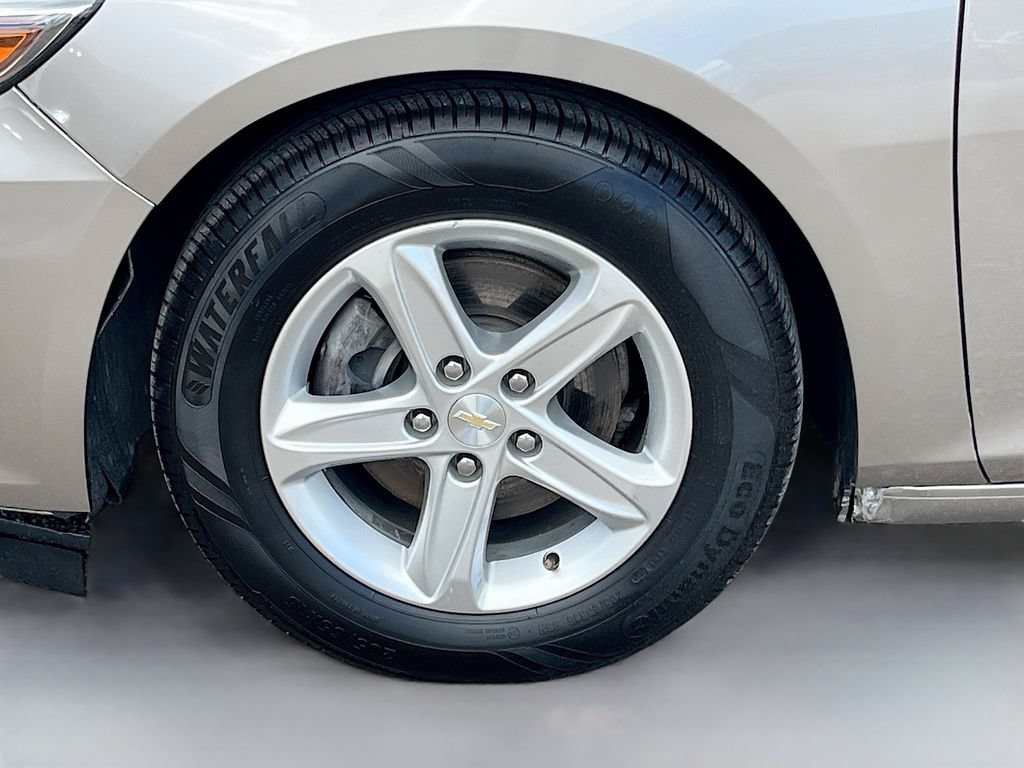 Used 2024 Chevrolet Malibu LS FWD image 28