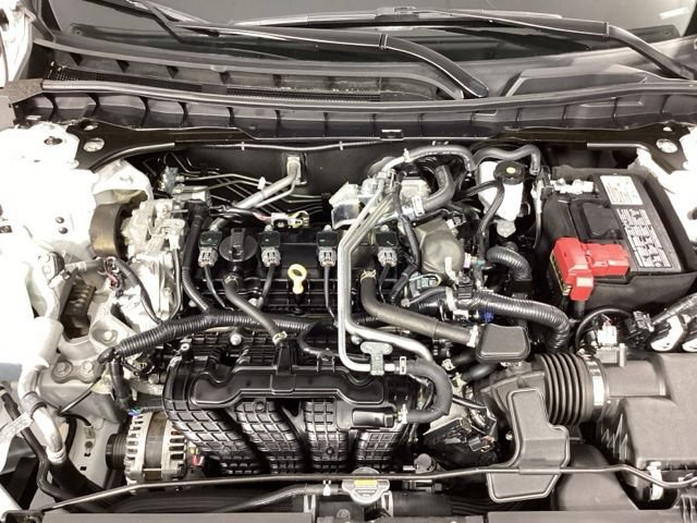 Used 2025 Nissan Altima 2.5 SV FWD image 13