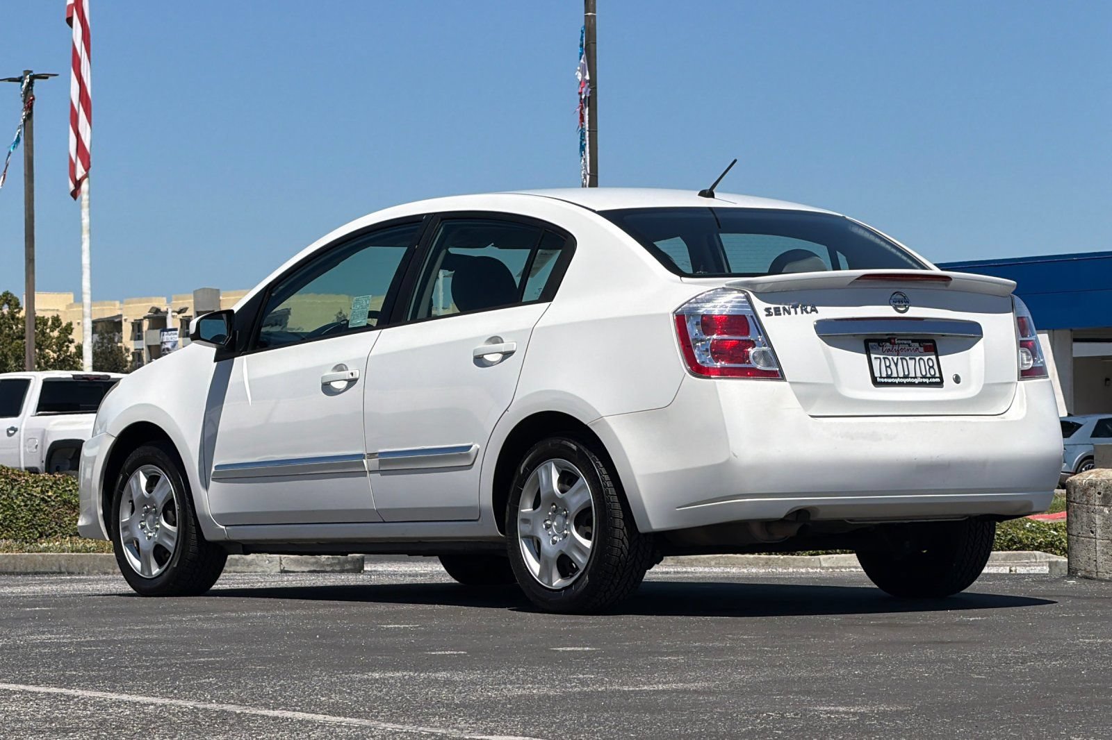 Used 2012 Nissan Sentra 2.0 S FWD image 6
