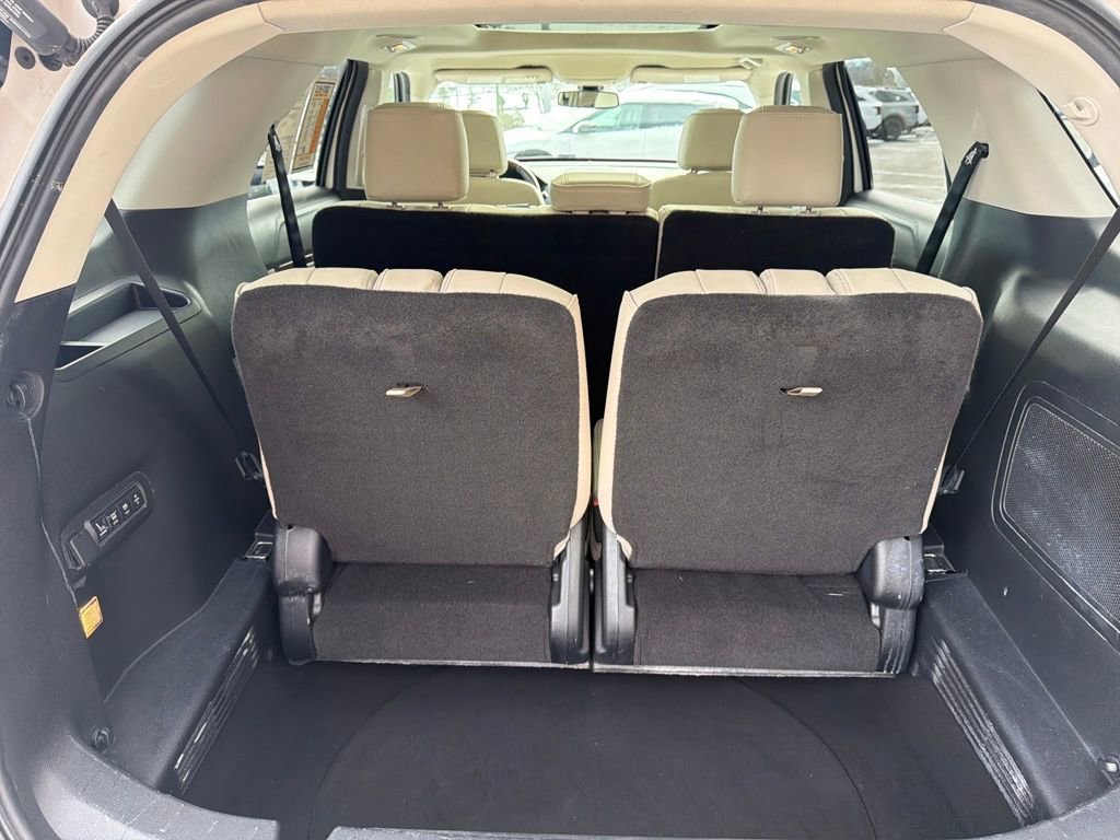 Used 2017 Ford Explorer Platinum image 22