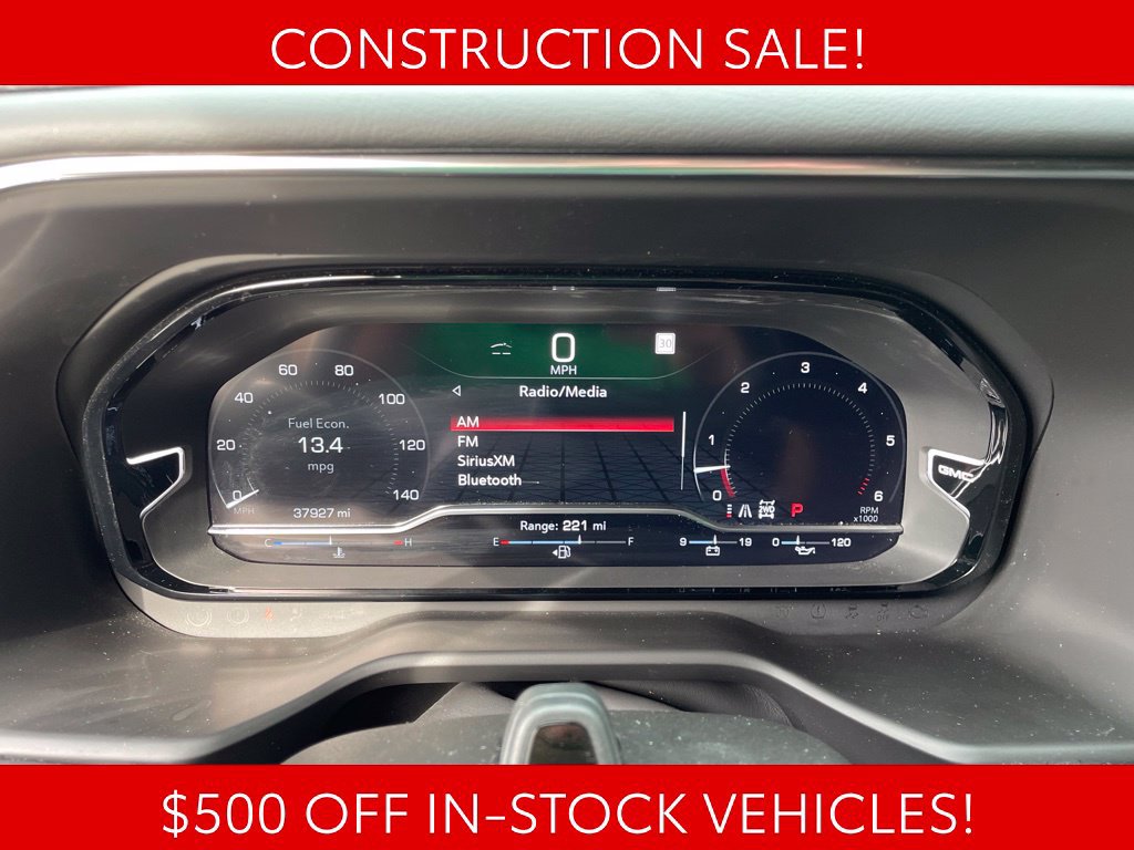 Used 2023 GMC Yukon Denali w/ Advanced Technology Package AWD/4WD image 42