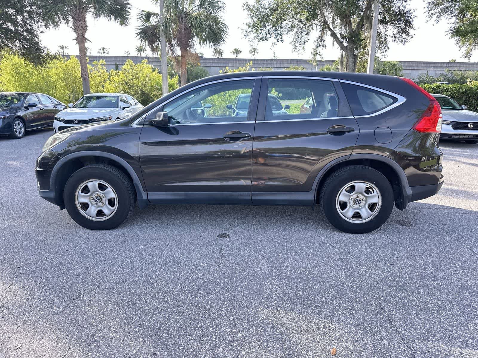 Used 2015 Honda CR-V LX image 3