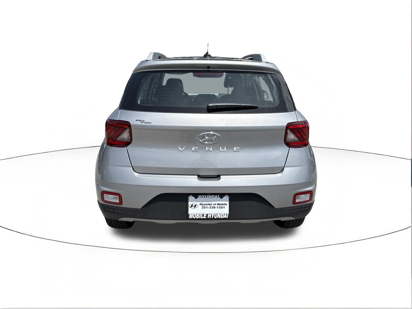 New 2026 Hyundai Venue SEL FWD image 4