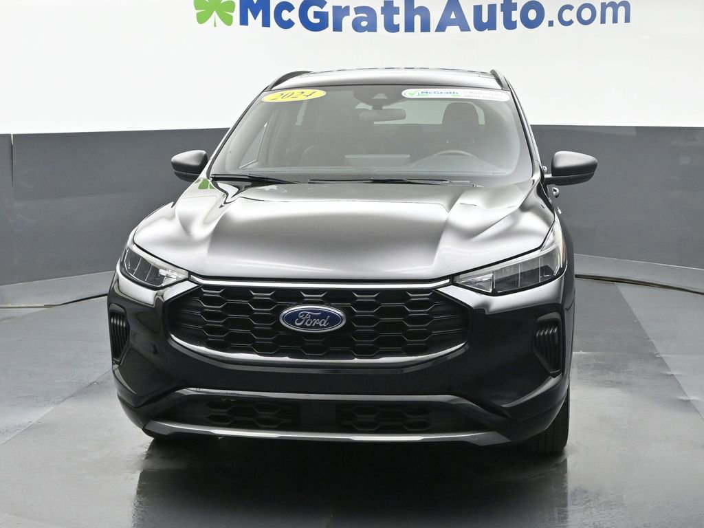 Used 2024 Ford Escape ST-Line w/ Tech Pack #1 AWD/4WD image 6