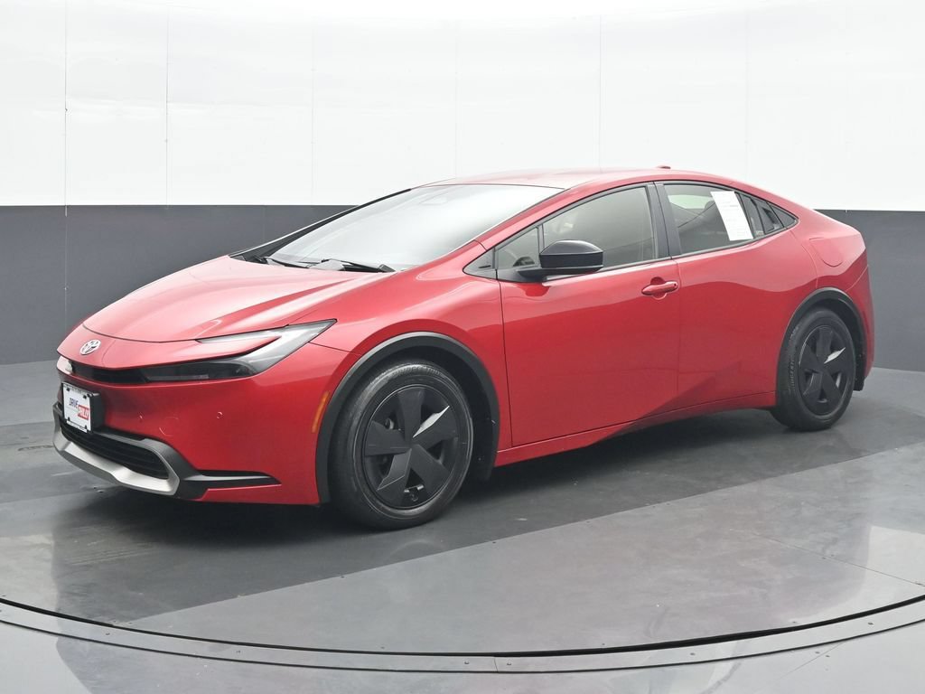 Used 2023 Toyota Prius Prime FWD image 2