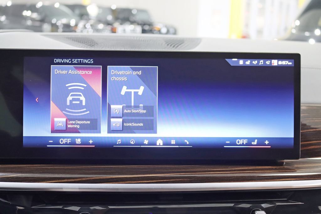 Used 2026 BMW X5 M60i image 24