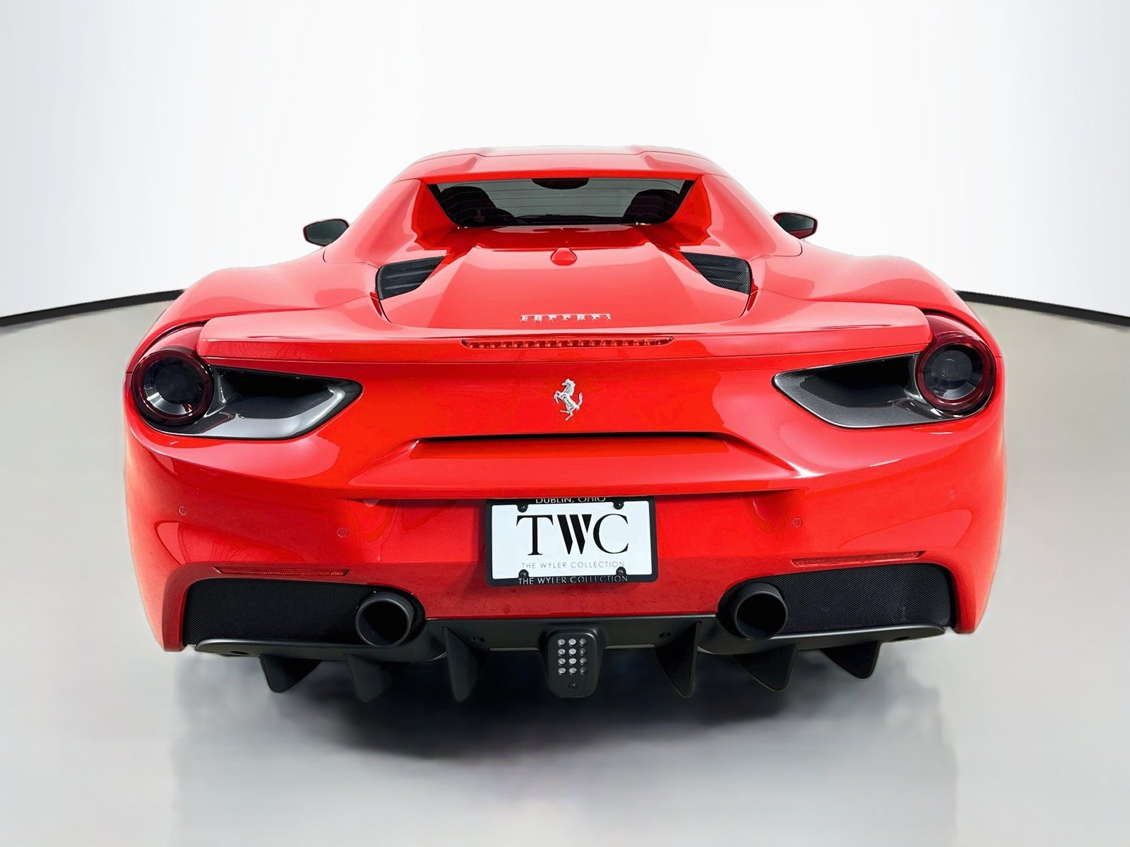 Used 2018 Ferrari 488 Spider RWD image 6