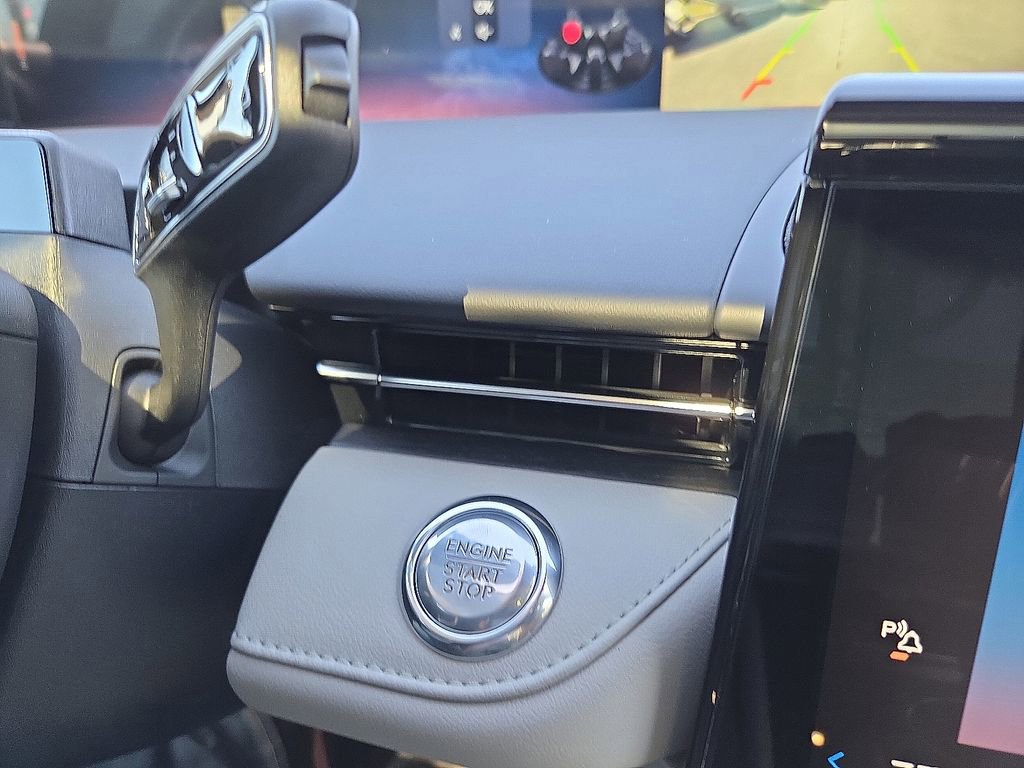 New 2026 Lincoln Nautilus Reserve AWD/4WD image 16