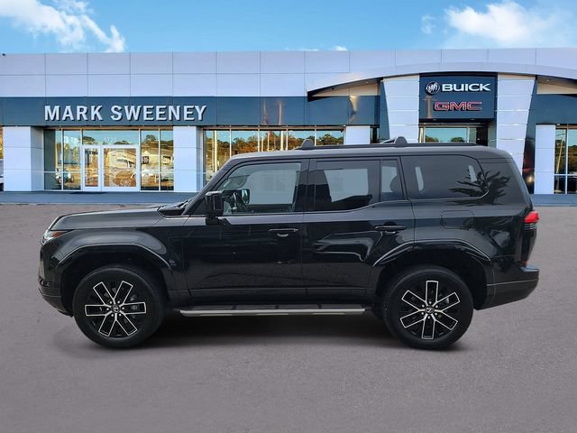 Used 2024 Lexus GX 550 w/ Accessory Package (2T) AWD/4WD image 32