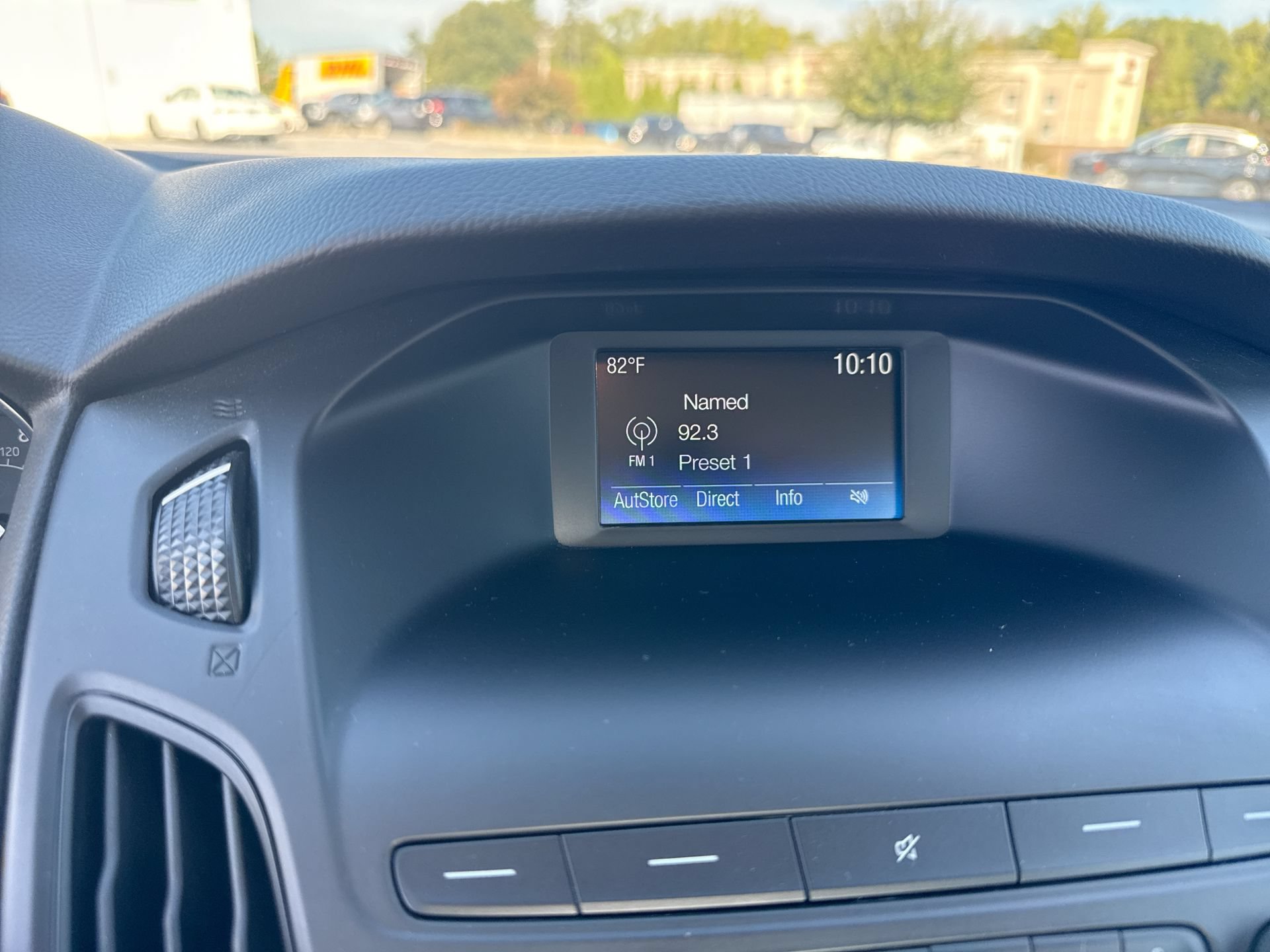Used 2018 Ford Focus SE FWD image 11