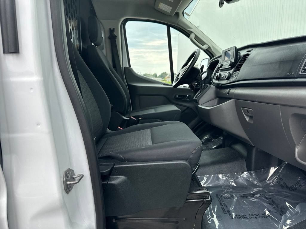 Certified 2025 Ford Transit 250 Low Roof w/ Exterior Upgrade Package RWD image 21