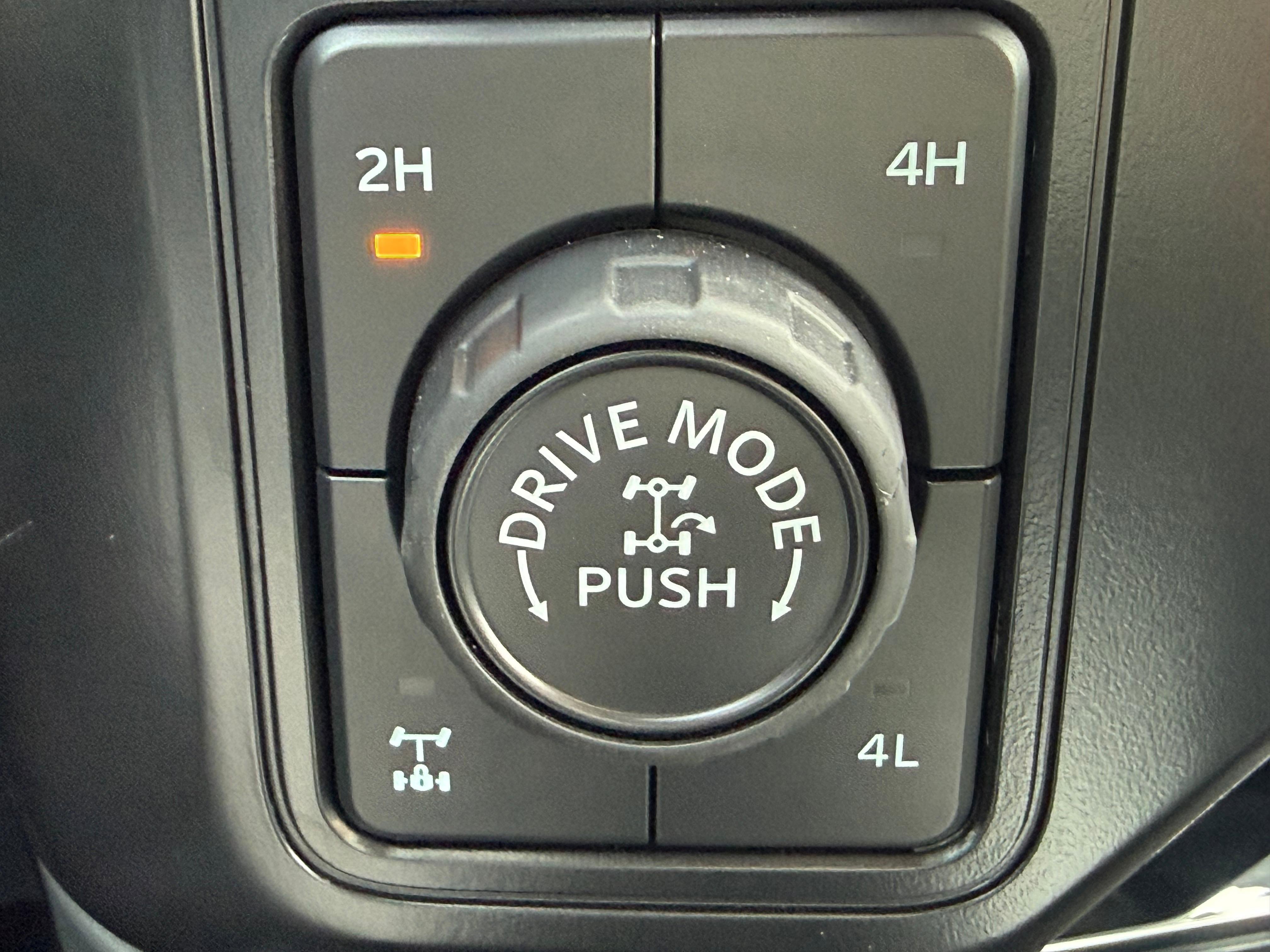 New 2025 Ford F250 Lariat w/ Lariat Ultimate Package image 59