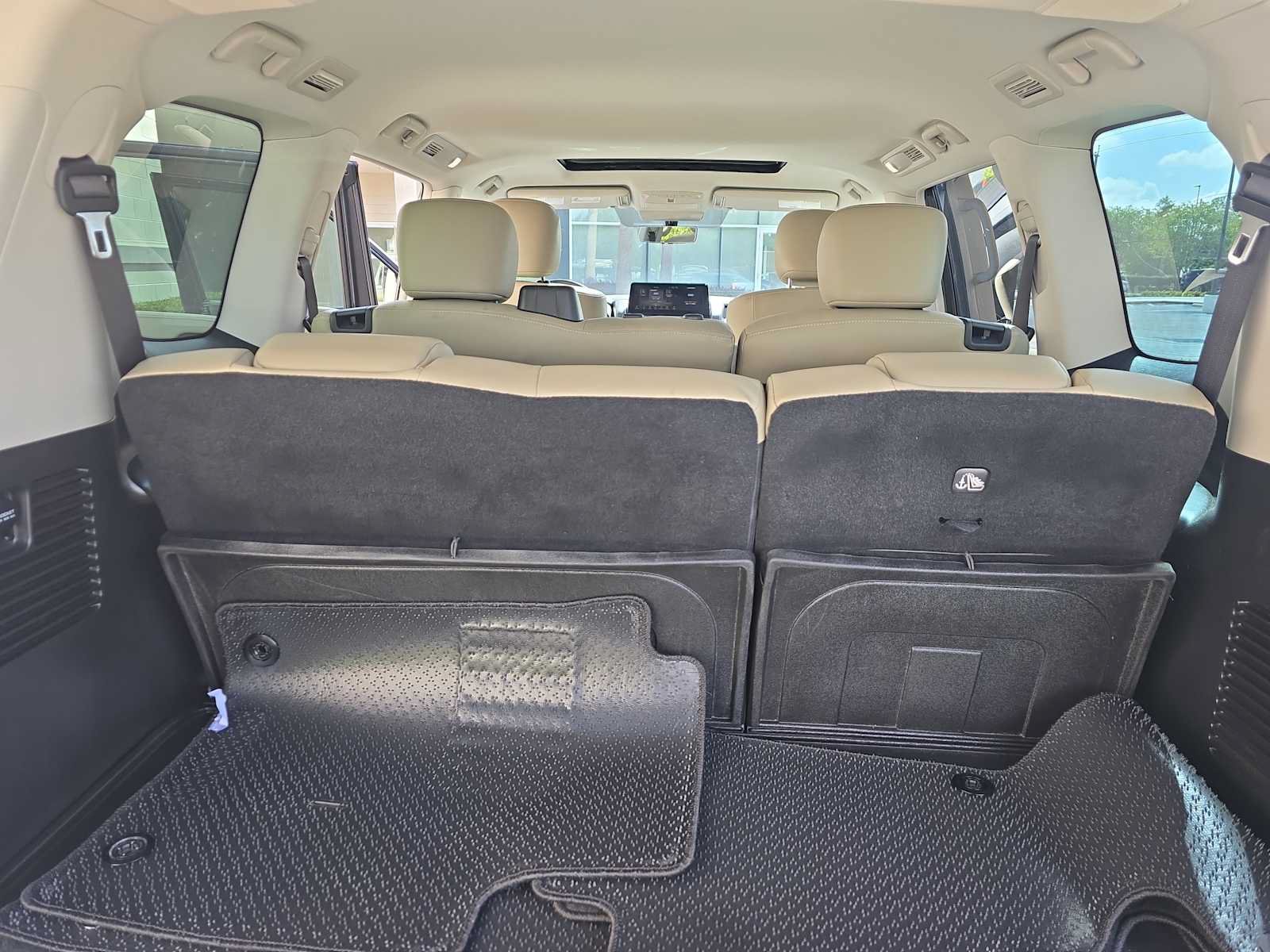 Certified 2023 INFINITI QX80 Premium Select w/ Cargo Package AWD/4WD image 27