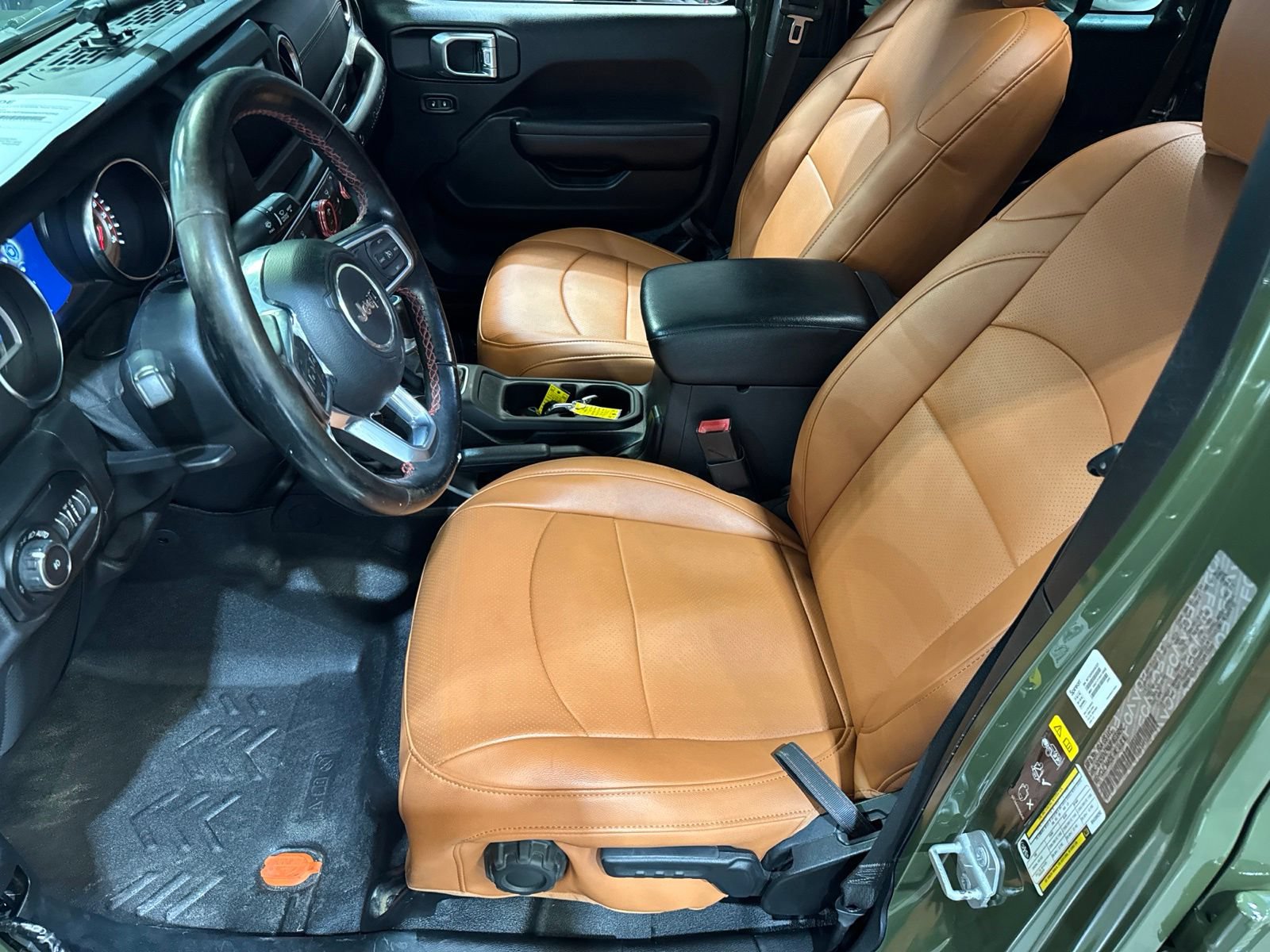 Used 2021 Jeep Wrangler Unlimited Rubicon AWD/4WD image 21