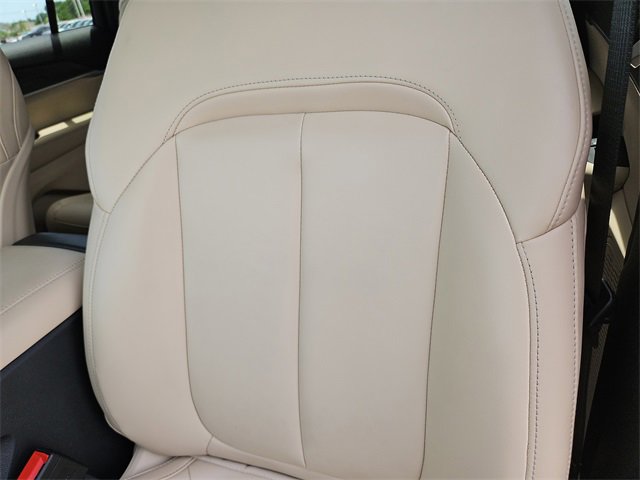 Used 2024 Jeep Grand Cherokee L Limited w/ Trailer Tow Package image 17