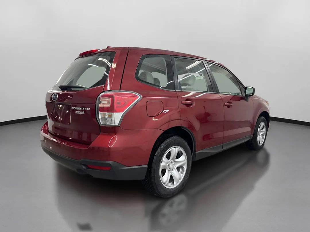 Used 2017 Subaru Forester 2.5i image 10