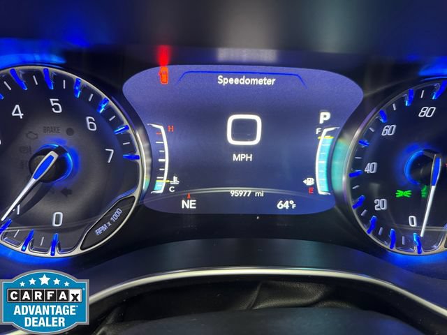Used 2019 Chrysler Pacifica Limited FWD image 2