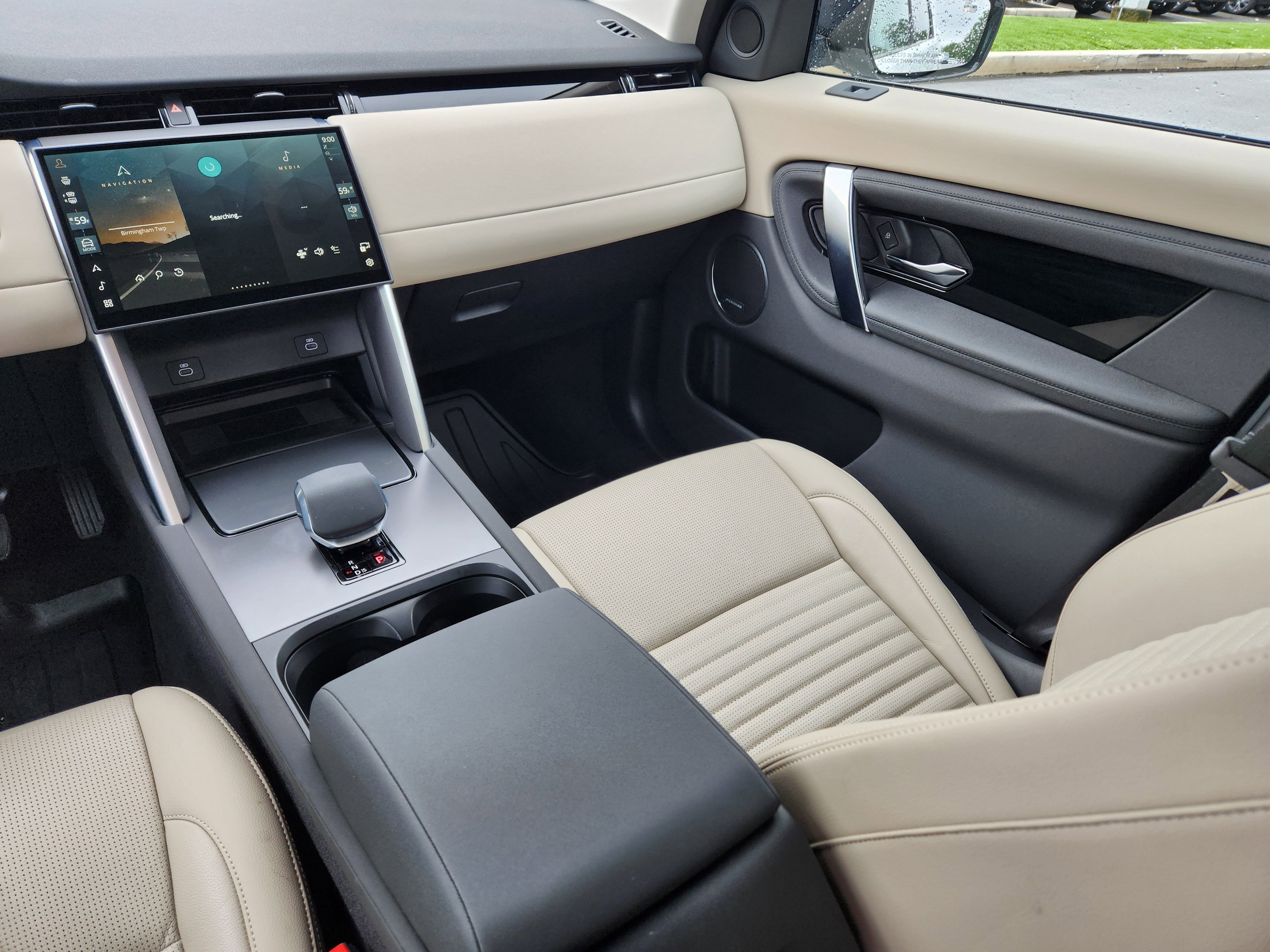 Certified 2025 Land Rover Discovery Sport S image 14