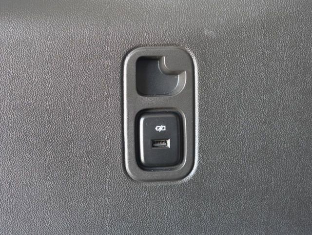 Used 2019 Chevrolet Traverse RS w/ LPO, Floor Liner Package FWD image 46