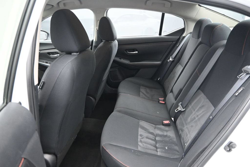 Used 2025 Nissan Sentra SR FWD image 15