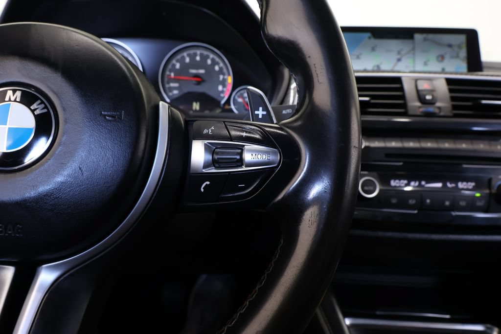 Used 2018 BMW M3 RWD image 29