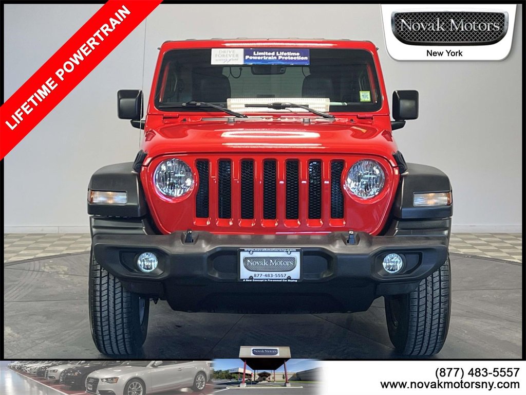 Used 2022 Jeep Wrangler Sport S image 2