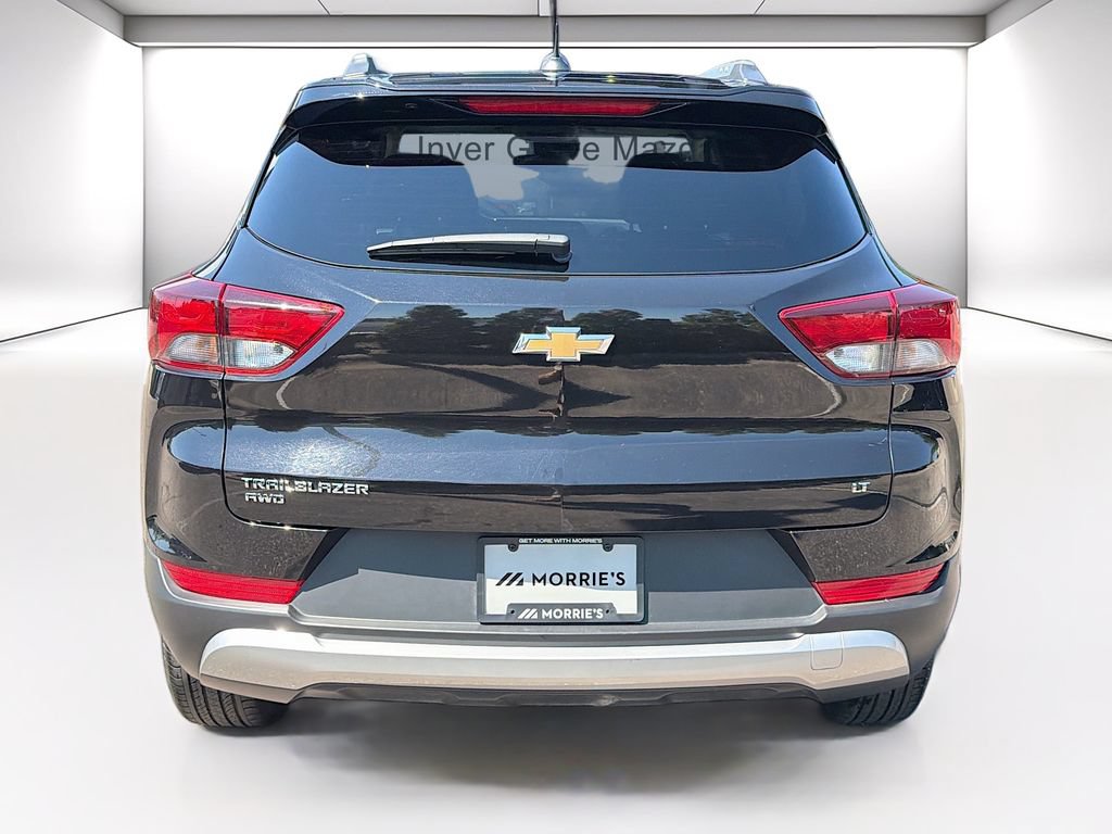 Used 2025 Chevrolet TrailBlazer LT AWD/4WD image 6