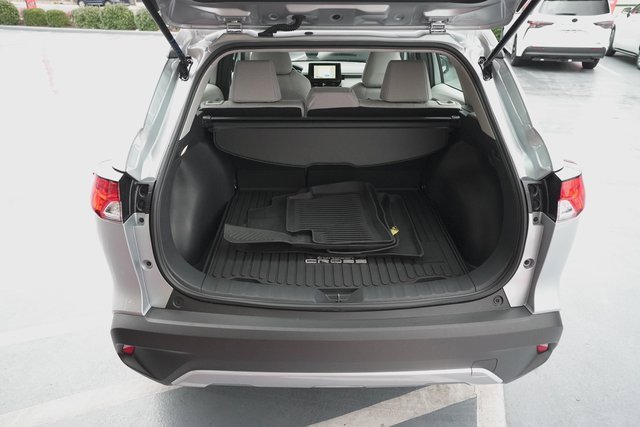 Certified 2025 Toyota Corolla Cross L image 34