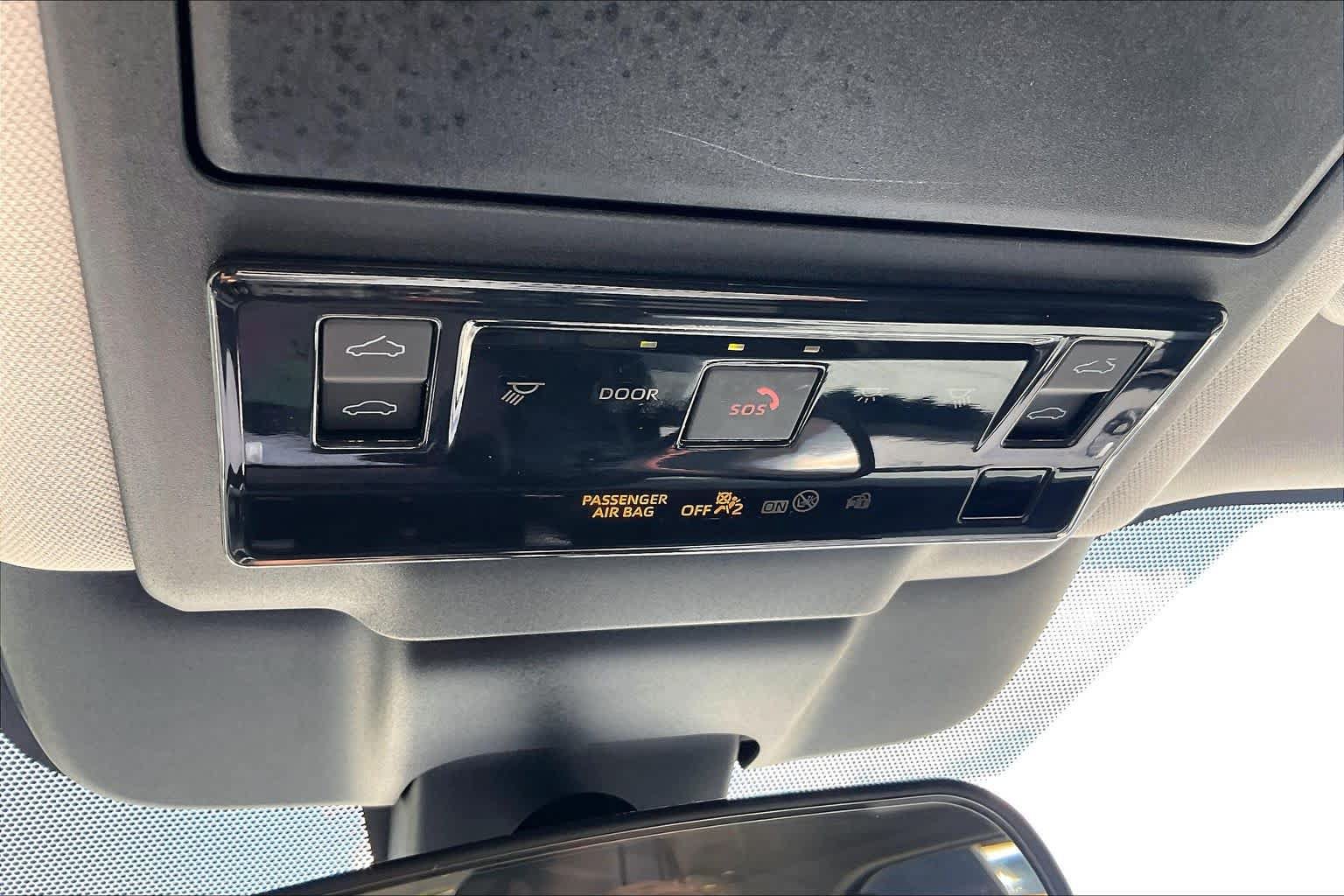 Used 2026 Toyota RAV4 AWD image 32