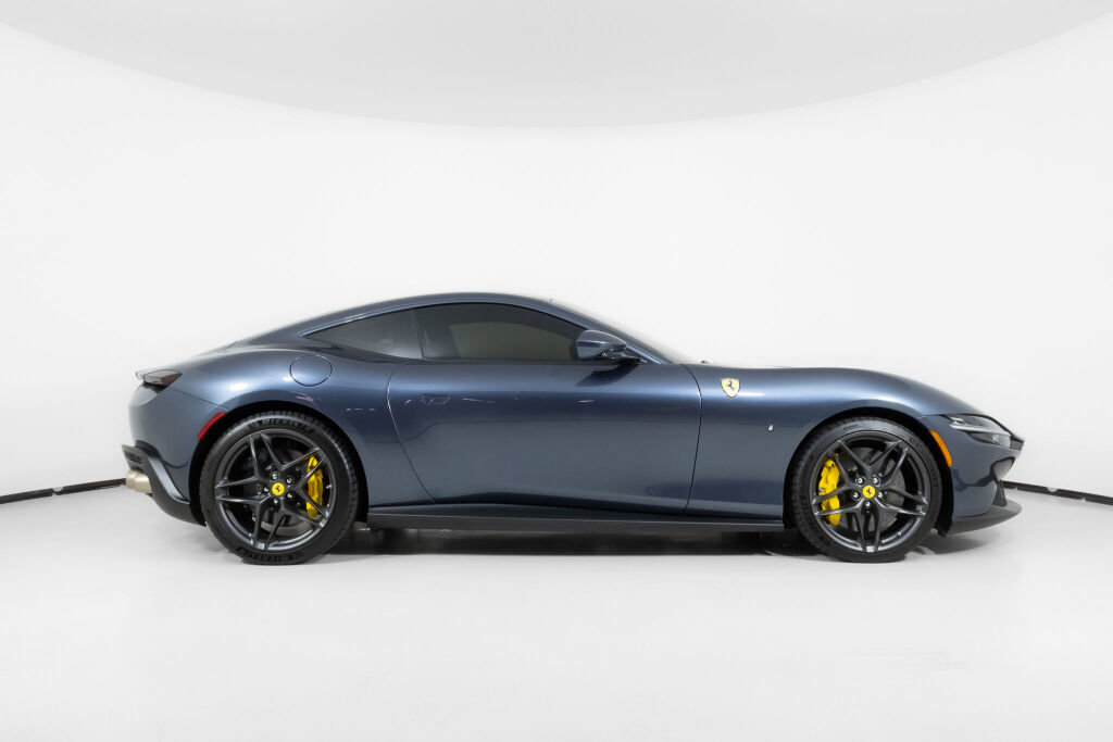 Used 2024 Ferrari Roma image 10