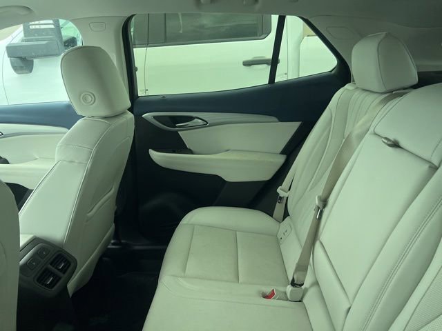 Used 2025 Buick Envision Avenir AWD/4WD image 17