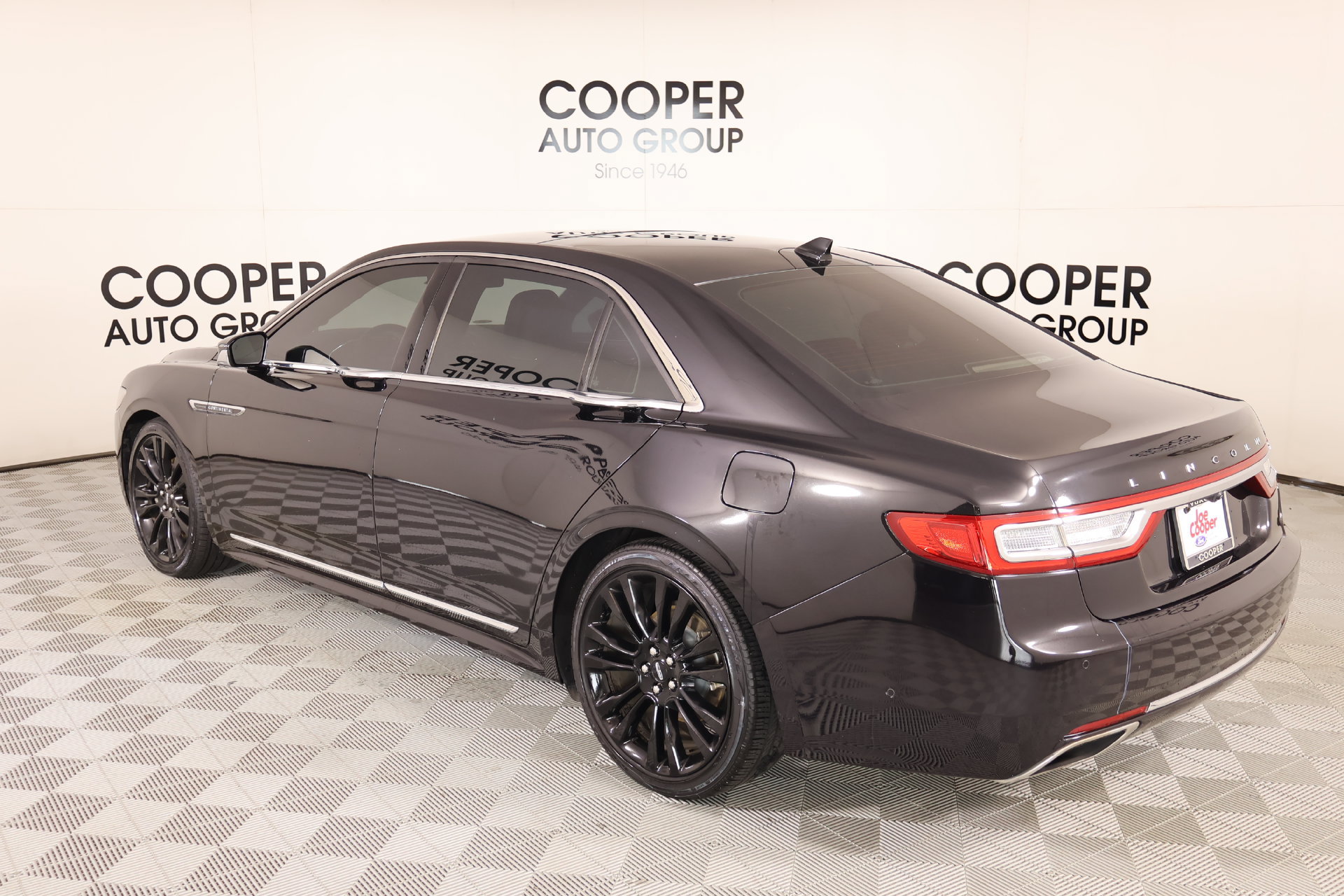 Used 2020 Lincoln Continental Reserve FWD image 23