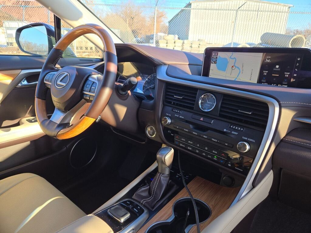 Used 2018 Lexus RX 350L FWD image 7