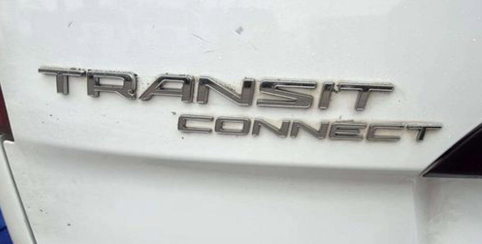 Used 2023 Ford Transit Connect XLT image 19